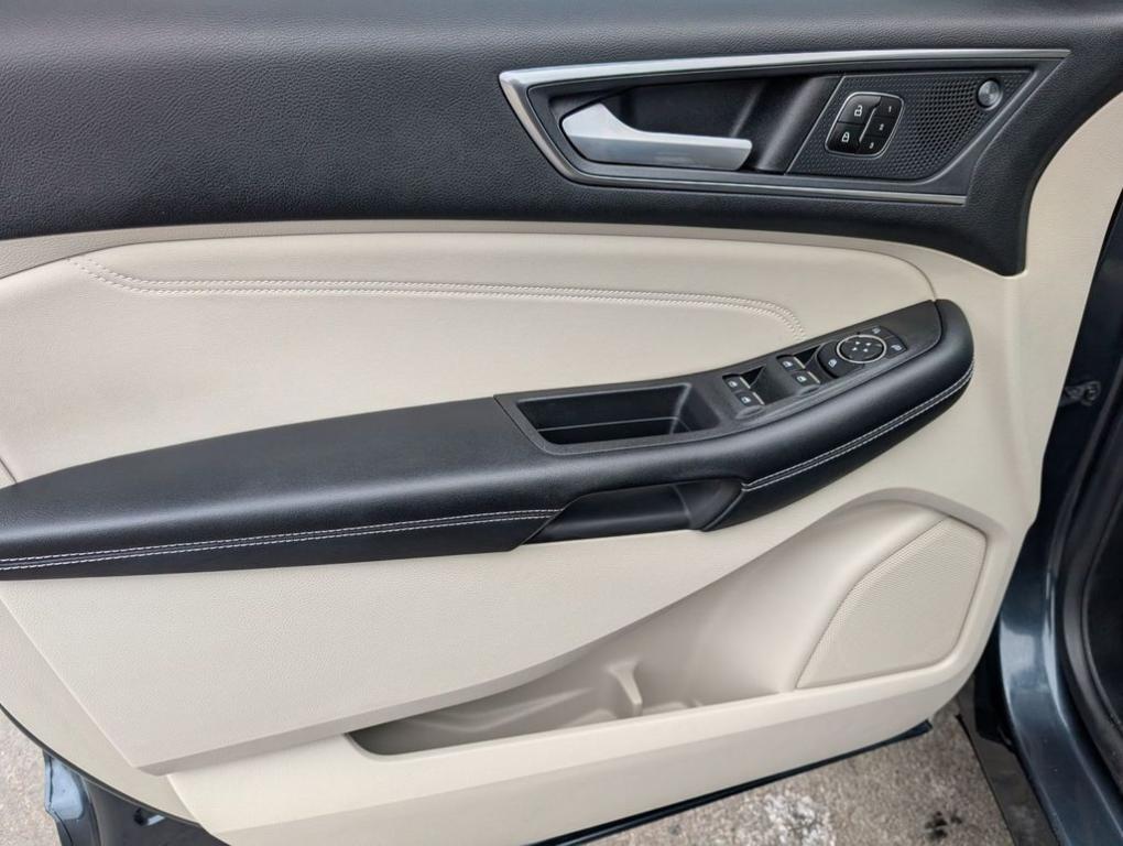 used 2023 Ford Edge car, priced at $25,688