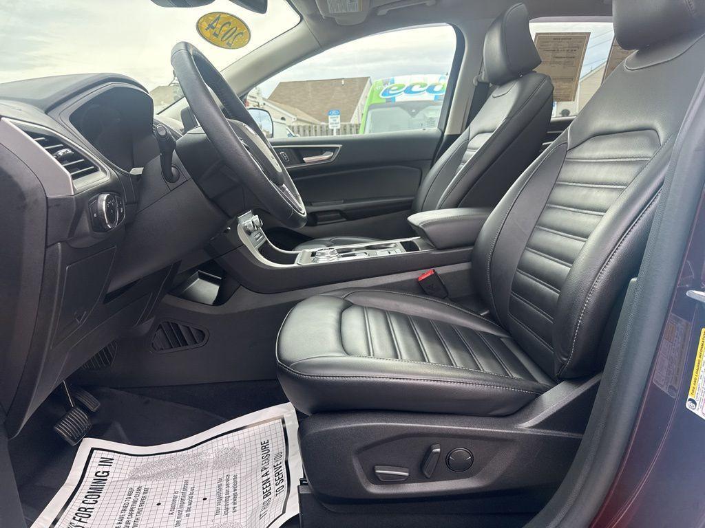 used 2024 Ford Edge car, priced at $29,288