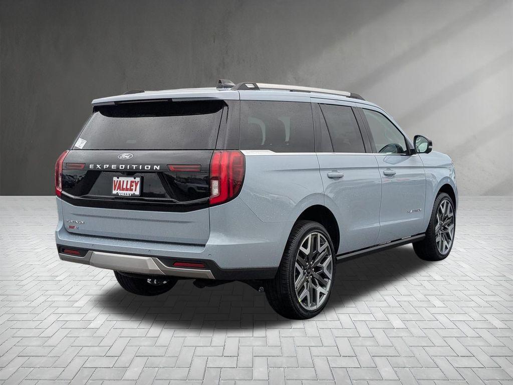 new 2026 Ford Expedition car, priced at $85,346