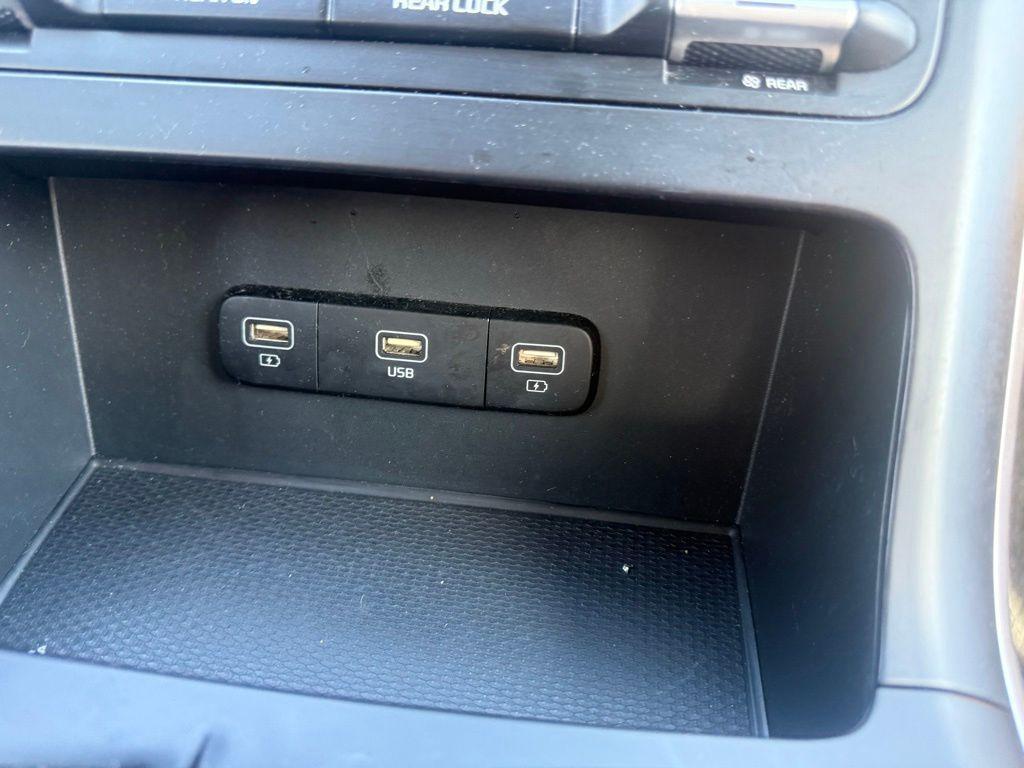 used 2024 Kia Carnival car, priced at $26,748