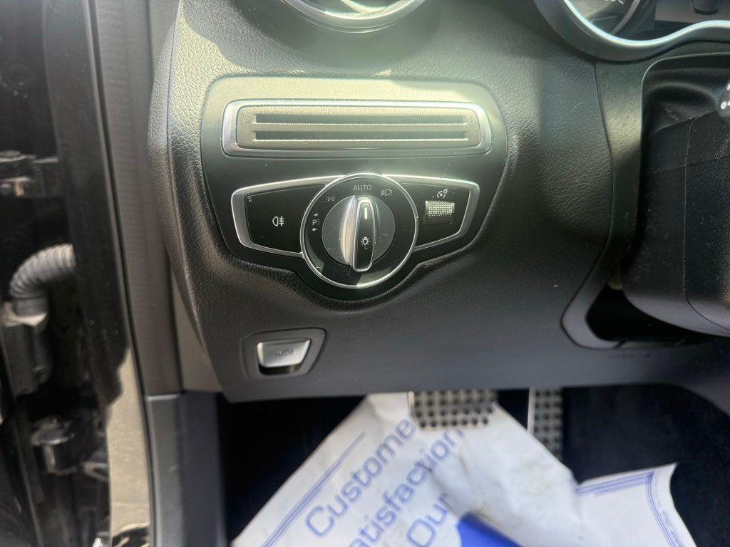 used 2019 Mercedes-Benz GLC 300 car, priced at $21,724