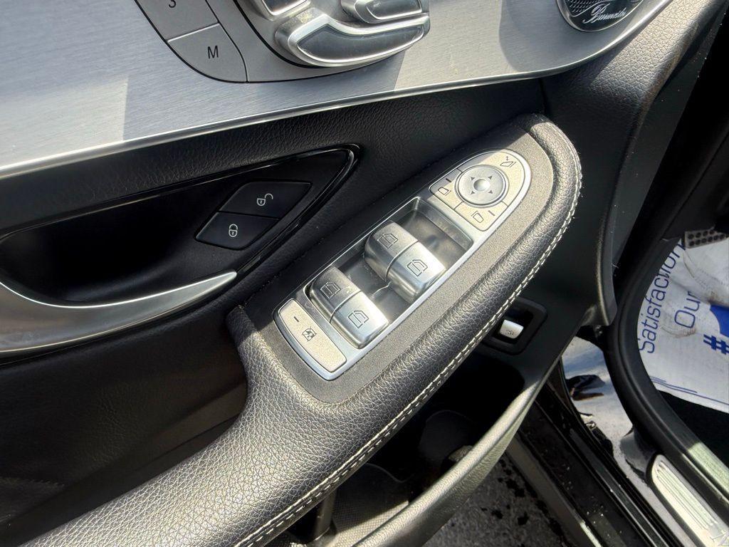 used 2019 Mercedes-Benz GLC 300 car, priced at $21,724
