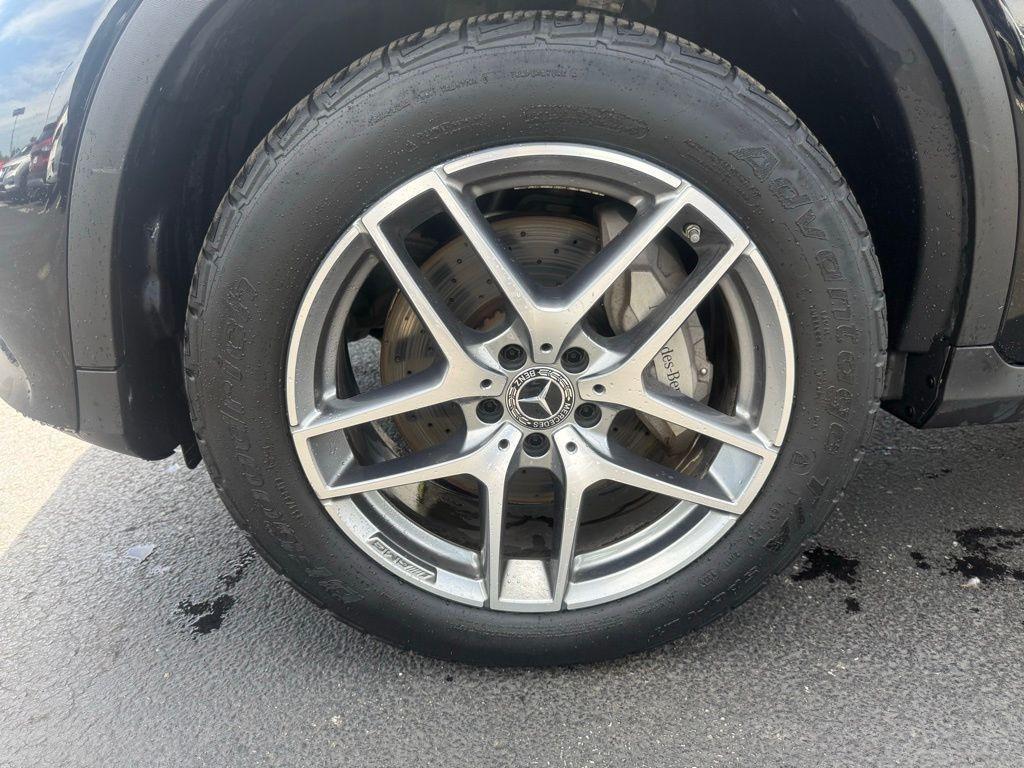 used 2019 Mercedes-Benz GLC 300 car, priced at $21,724