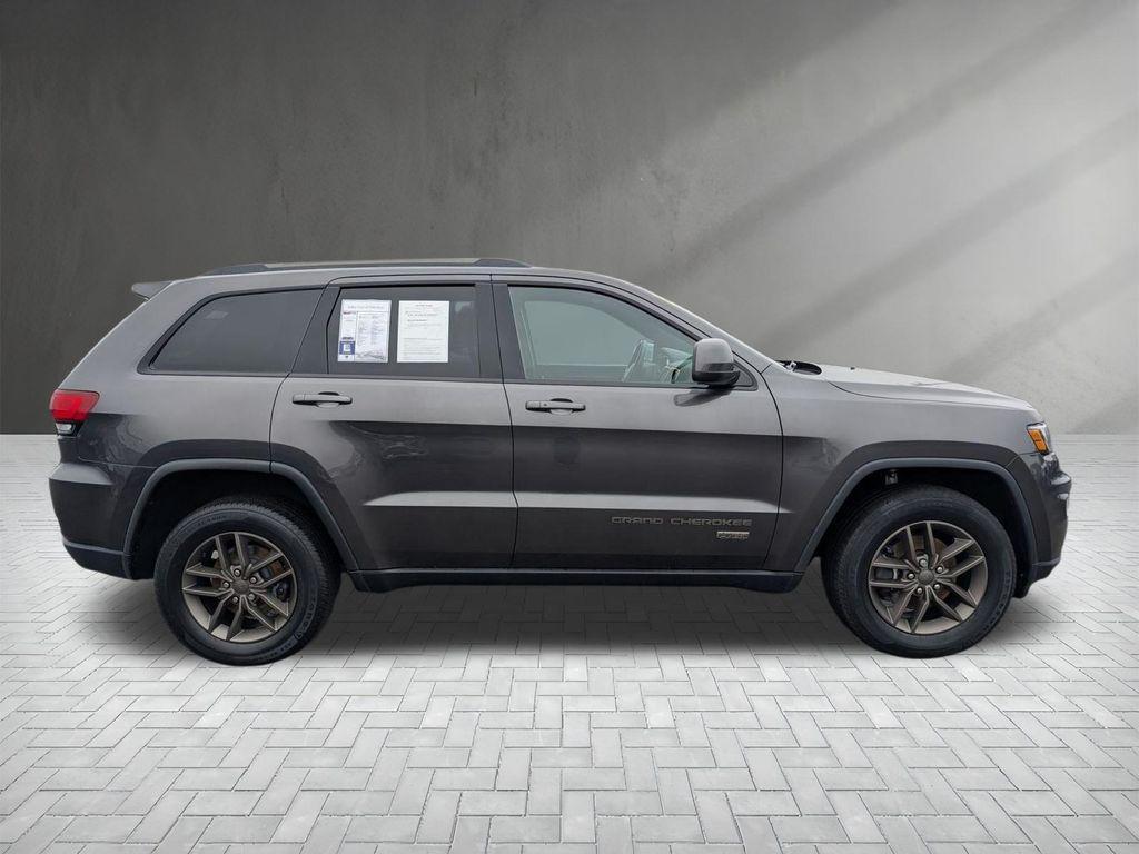 used 2016 Jeep Grand Cherokee car, priced at $11,488