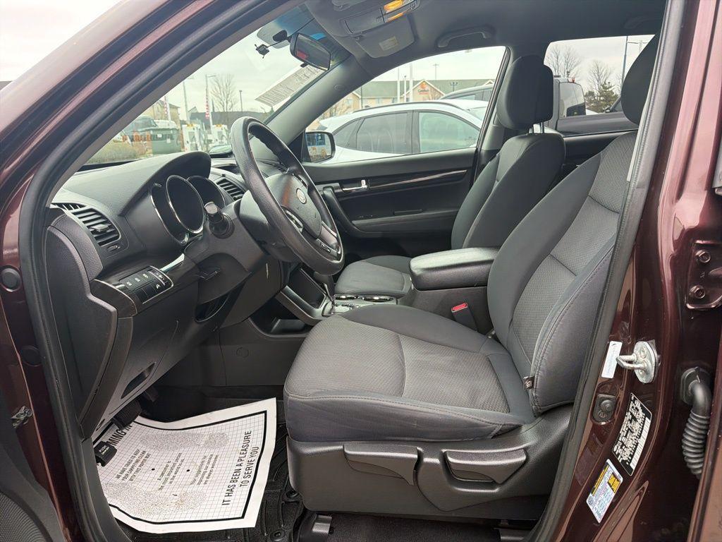 used 2013 Kia Sorento car, priced at $7,989