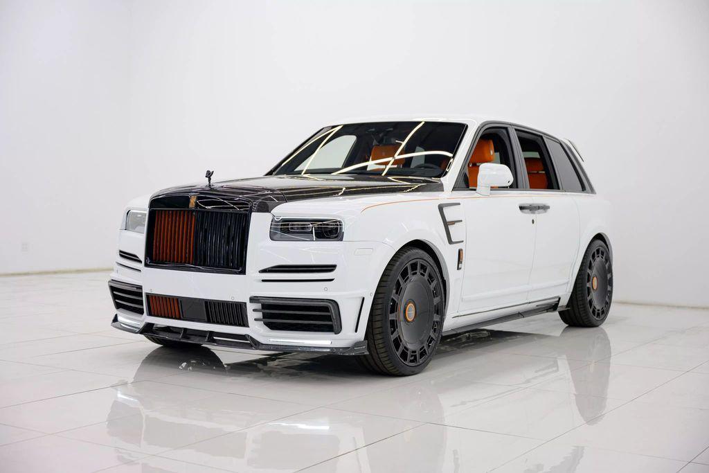 used 2024 Rolls-Royce Cullinan car, priced at $599,980