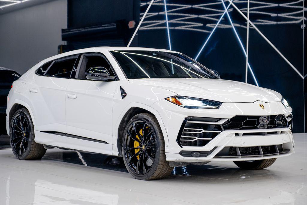 used 2021 Lamborghini Urus car, priced at $154,980