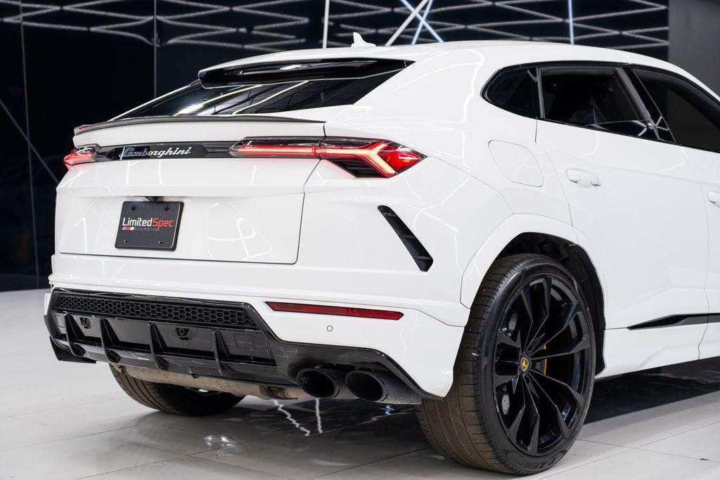 used 2021 Lamborghini Urus car, priced at $154,980