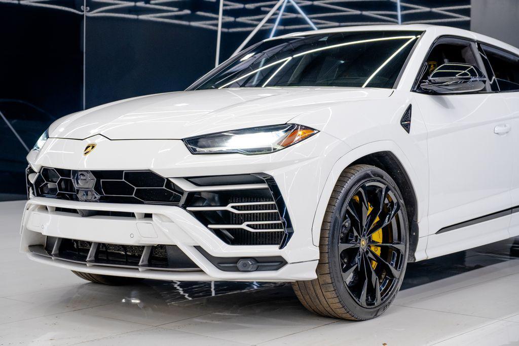 used 2021 Lamborghini Urus car, priced at $154,980