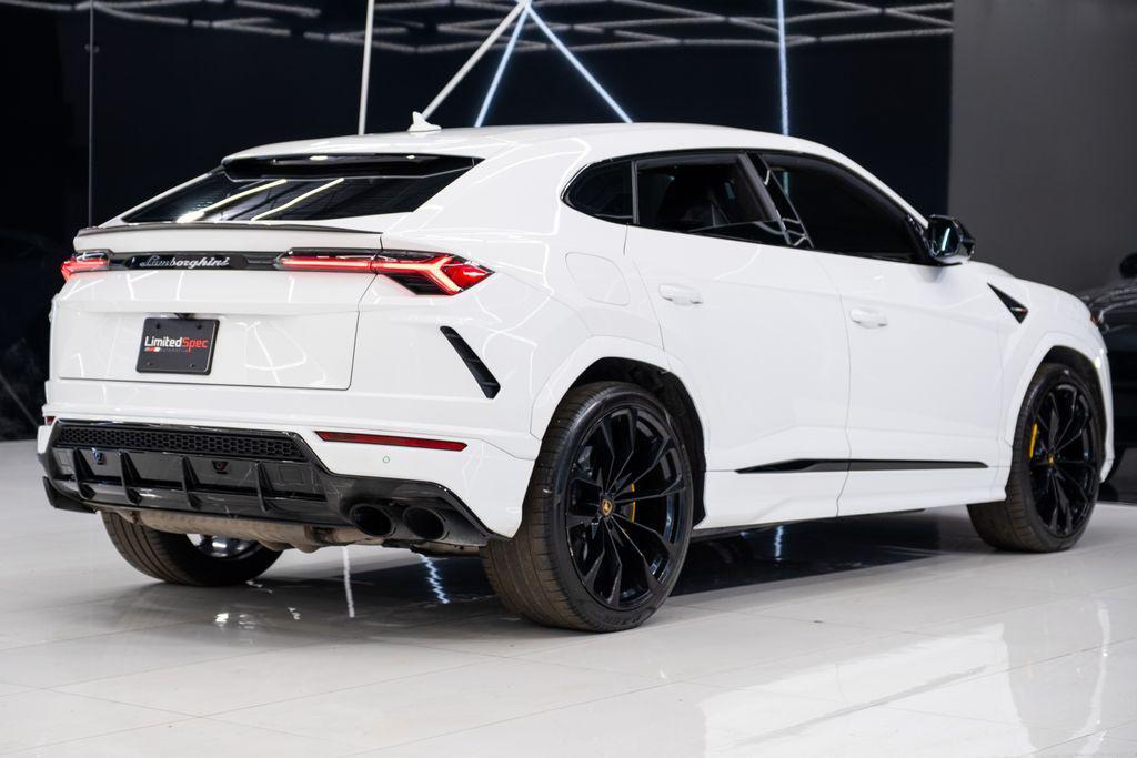 used 2021 Lamborghini Urus car, priced at $154,980