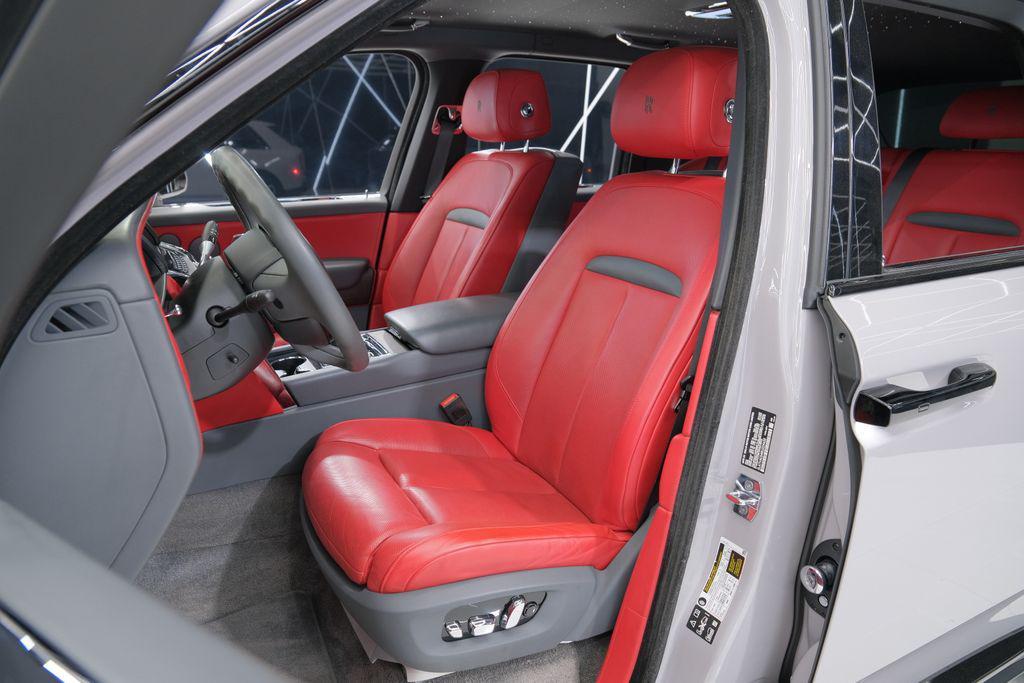 used 2024 Rolls-Royce Cullinan car, priced at $329,980