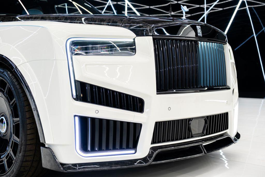 used 2025 Rolls-Royce Cullinan car, priced at $899,980