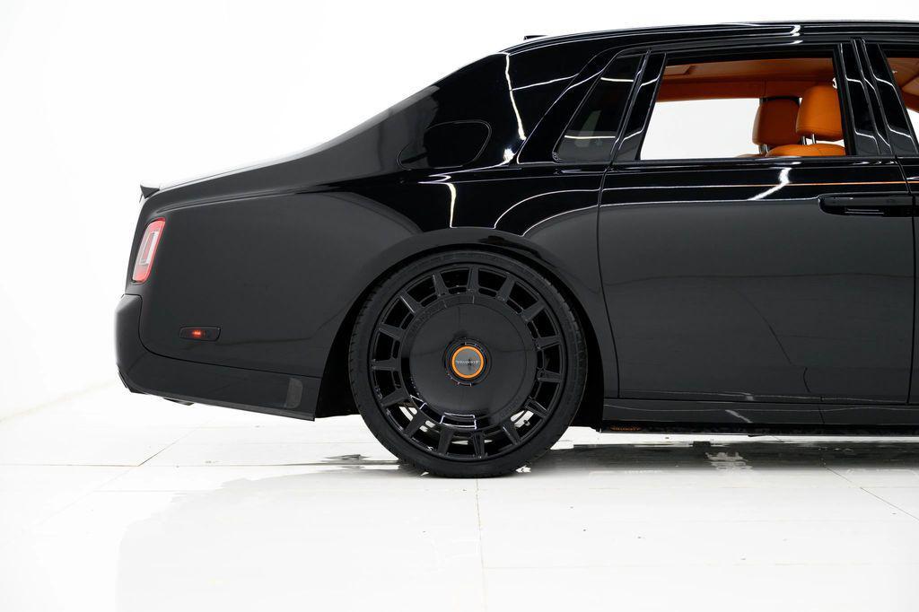 used 2024 Rolls-Royce Phantom car, priced at $699,980