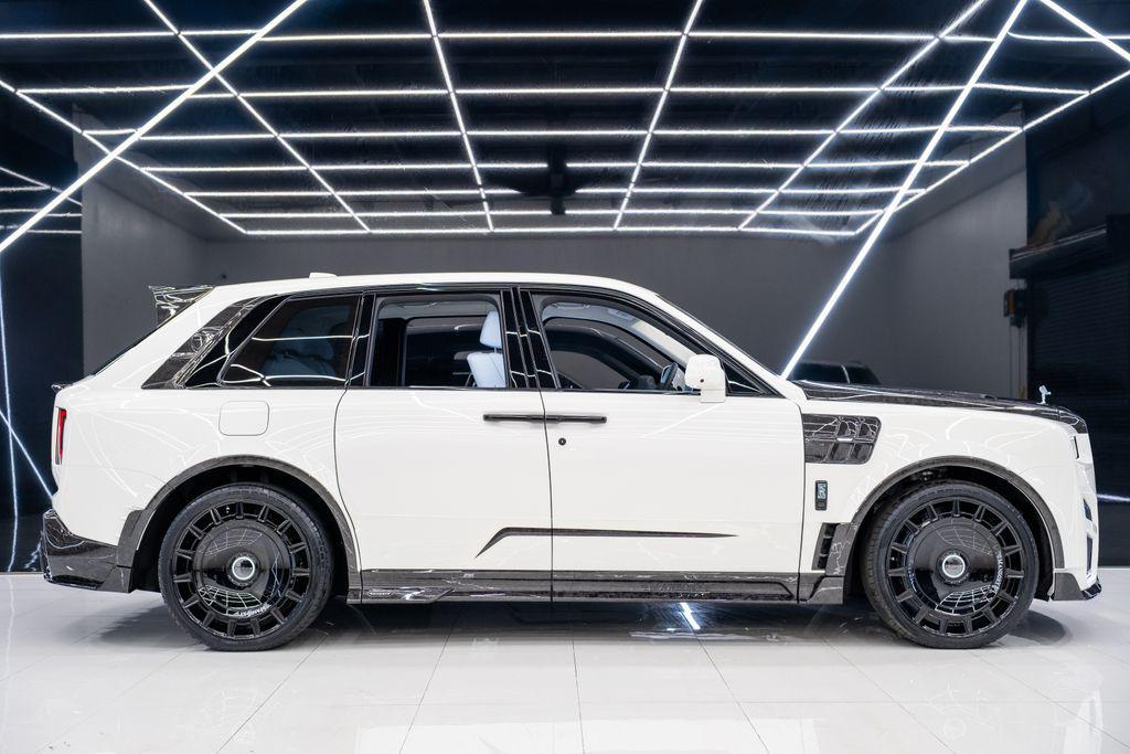 used 2026 Rolls-Royce Cullinan car, priced at $899,980