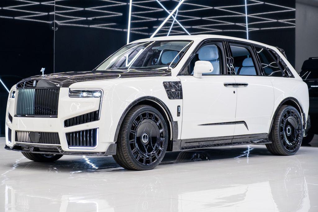 used 2026 Rolls-Royce Cullinan car, priced at $899,980