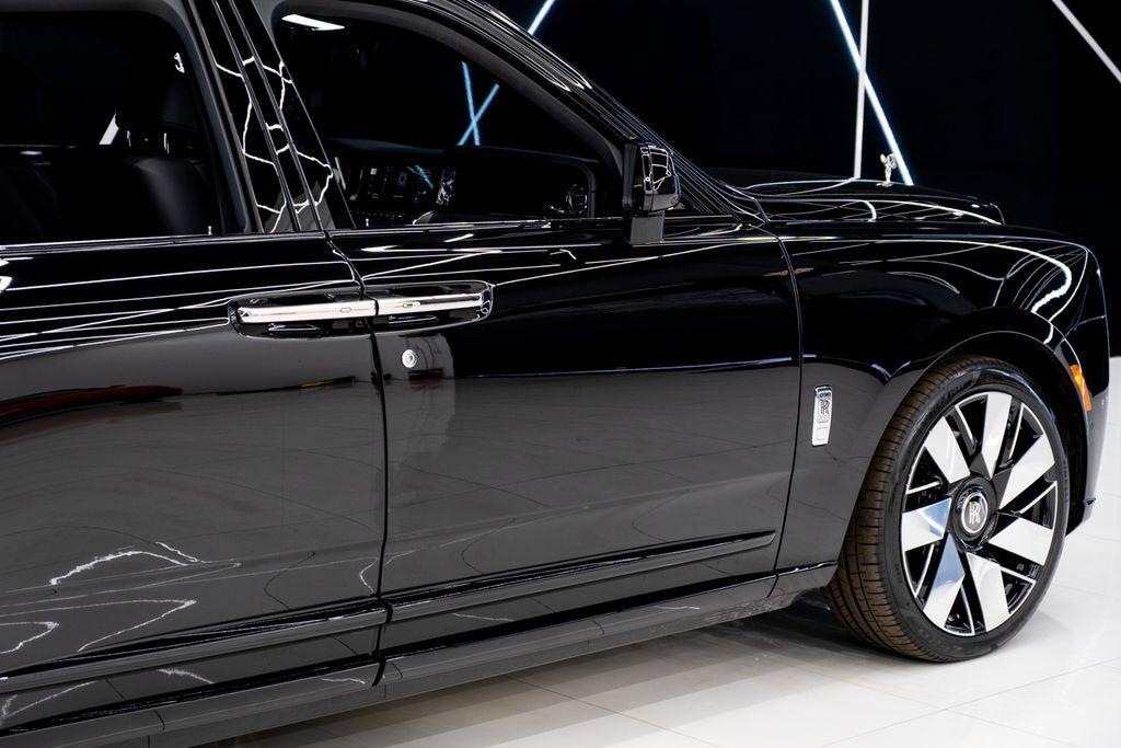 used 2026 Rolls-Royce Cullinan car, priced at $459,980
