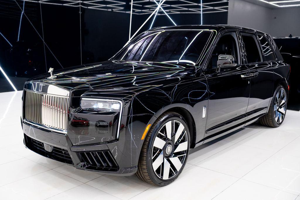 used 2026 Rolls-Royce Cullinan car, priced at $459,980