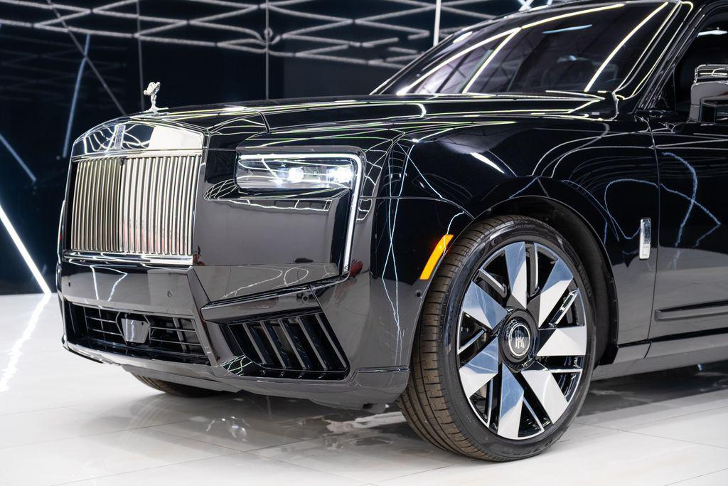 used 2026 Rolls-Royce Cullinan car, priced at $459,980