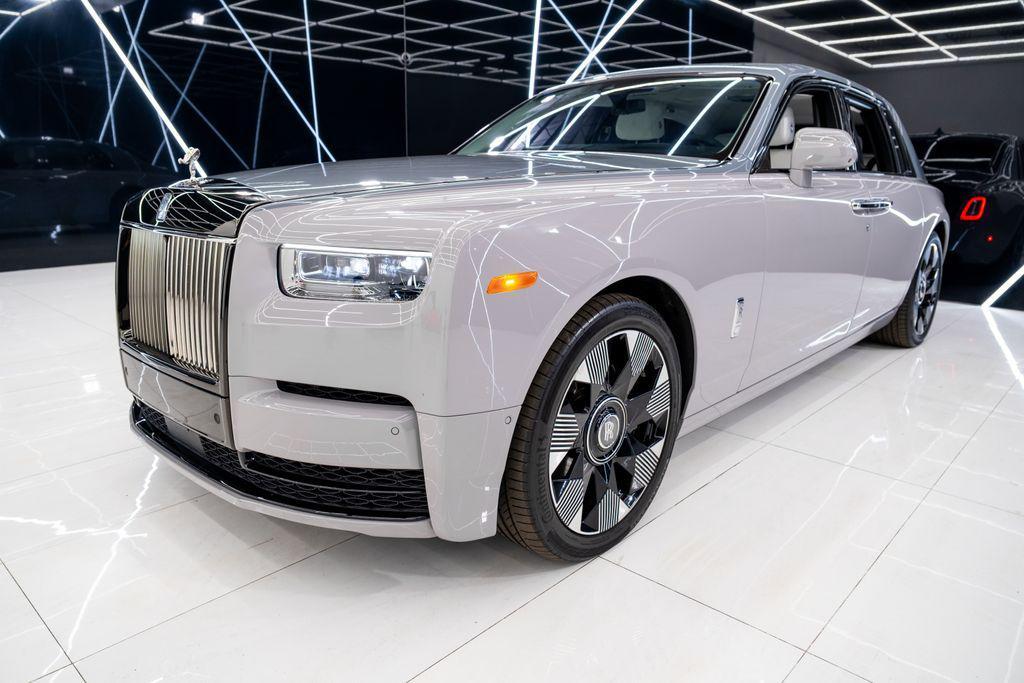 used 2023 Rolls-Royce Phantom car, priced at $499,980