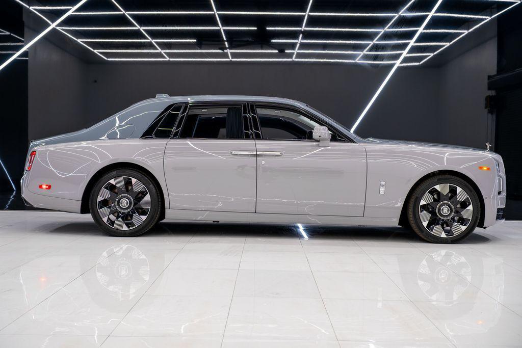 used 2023 Rolls-Royce Phantom car, priced at $499,980