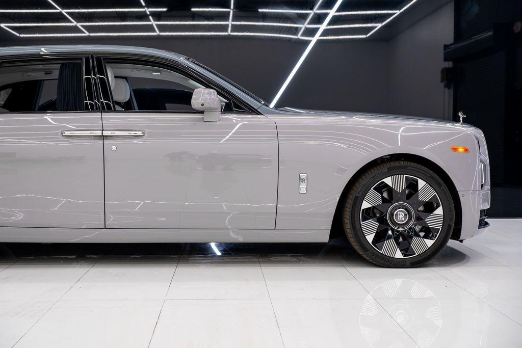 used 2023 Rolls-Royce Phantom car, priced at $499,980