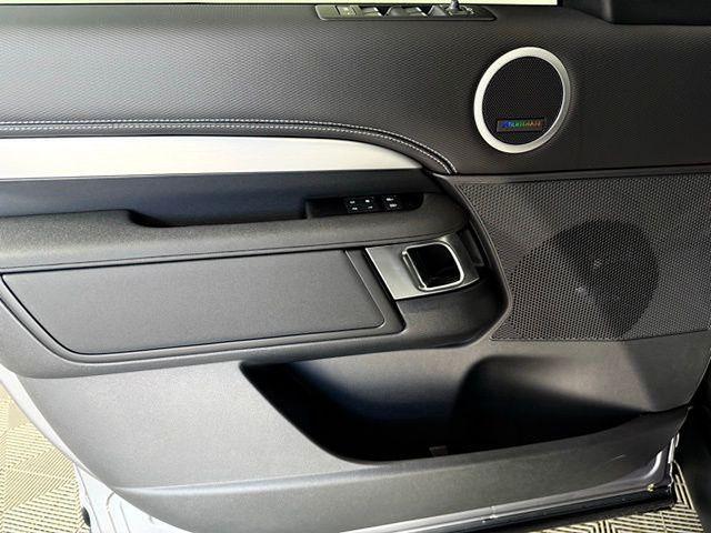 used 2025 Land Rover Discovery car, priced at $62,027