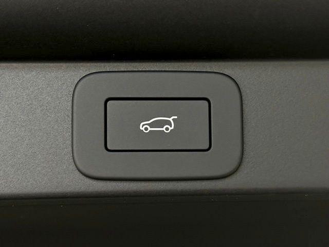 new 2026 Land Rover Range Rover car, priced at $160,855