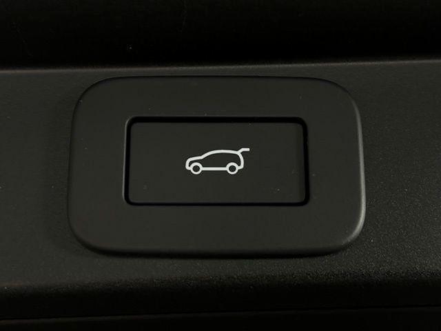 new 2025 Land Rover Range Rover car, priced at $128,345