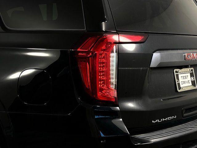used 2022 GMC Yukon car, priced at $57,921