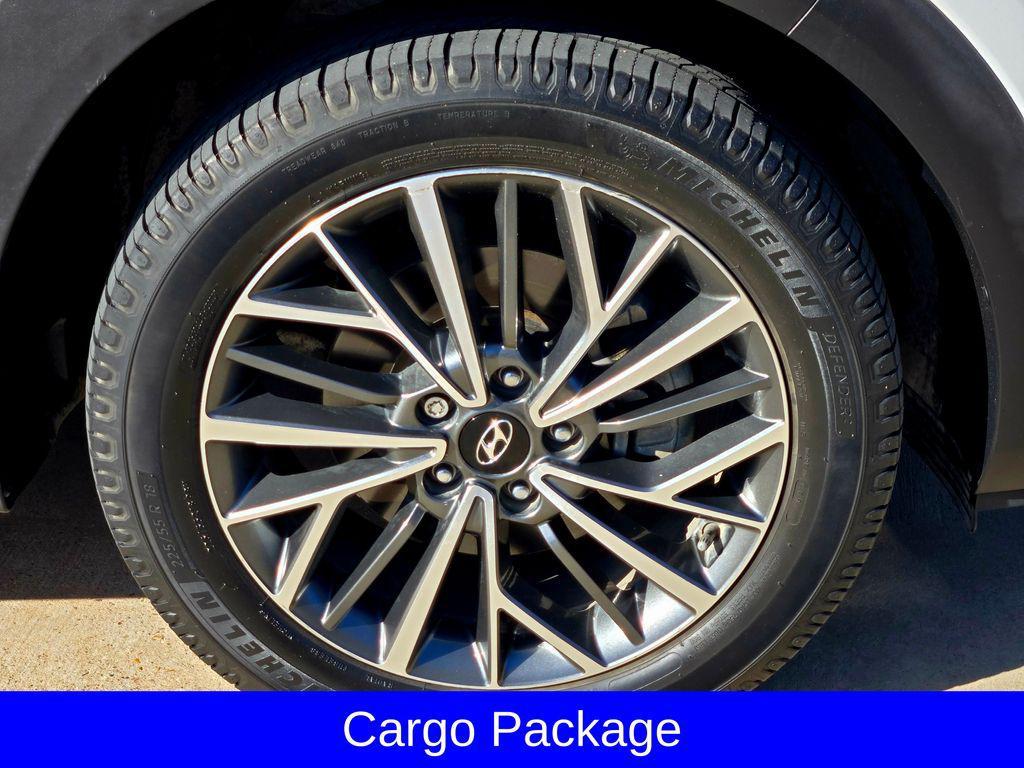 used 2021 Hyundai Tucson car, priced at $14,677