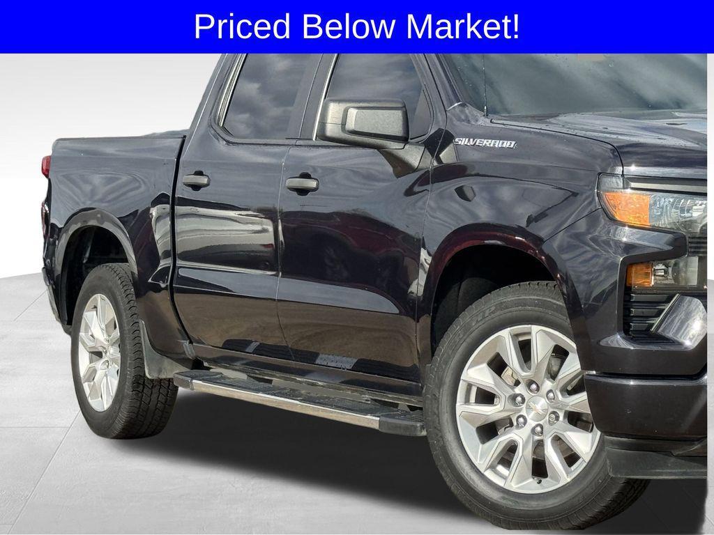 used 2022 Chevrolet Silverado 1500 car, priced at $21,676