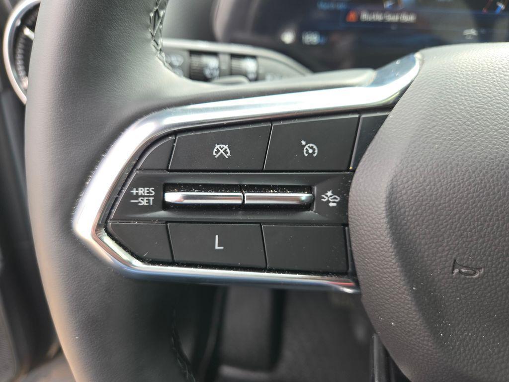 used 2025 Chevrolet Equinox car, priced at $23,069