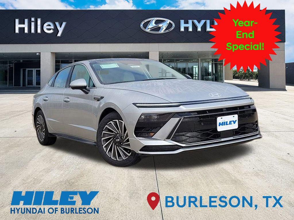 new 2025 Hyundai Sonata Hybrid car, priced at $33,999