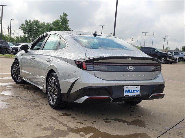 new 2025 Hyundai Sonata Hybrid car, priced at $33,999