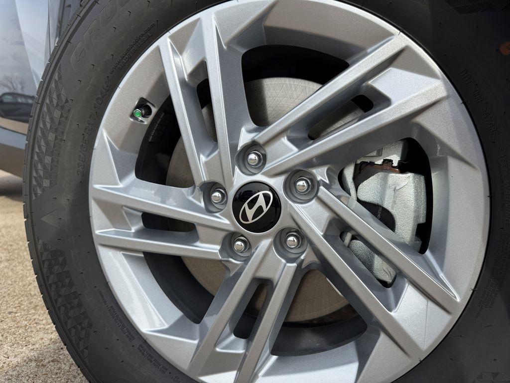 new 2026 Hyundai Tucson car, priced at $29,180