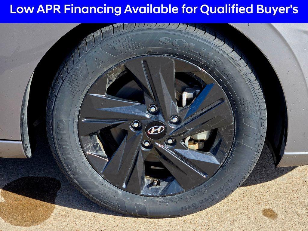 used 2022 Hyundai Elantra car, priced at $16,777