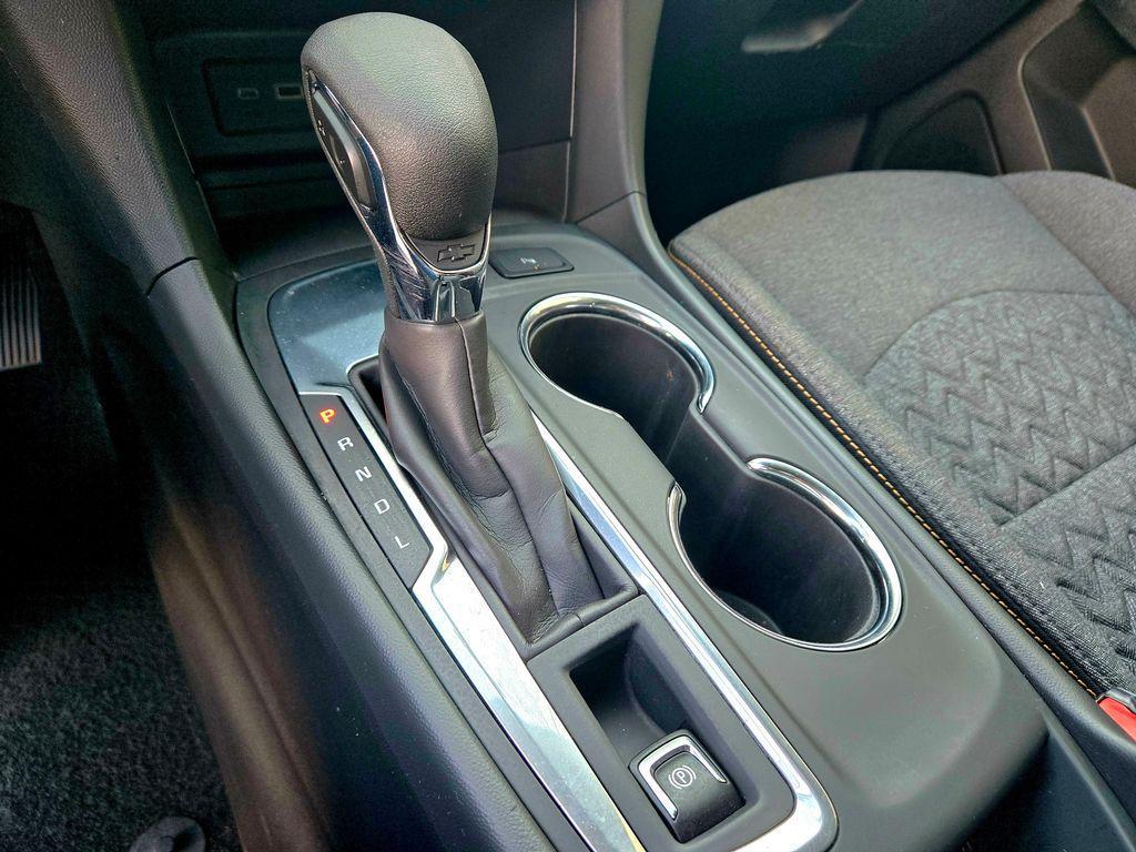 used 2024 Chevrolet Equinox car, priced at $20,677