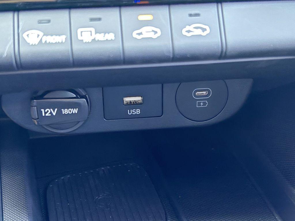 new 2025 Hyundai Elantra car, priced at $19,533