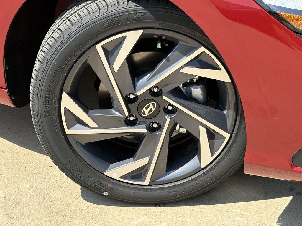 new 2025 Hyundai Elantra car, priced at $19,491
