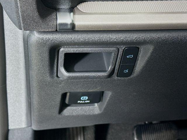 new 2025 Ford Expedition car, priced at $67,500