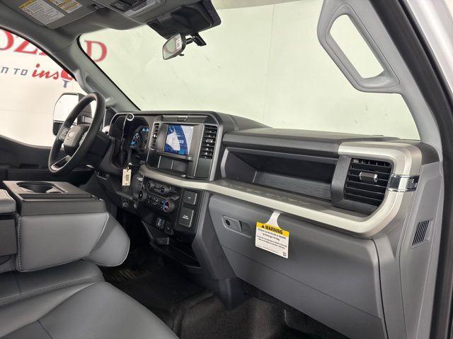 new 2025 Ford F-350 car, priced at $39,753
