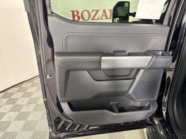 new 2025 Ford F-150 car, priced at $51,050