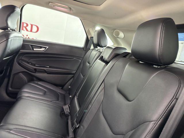 used 2015 Ford Edge car, priced at $11,250