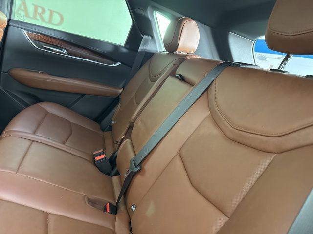 used 2021 Cadillac XT5 car, priced at $26,500