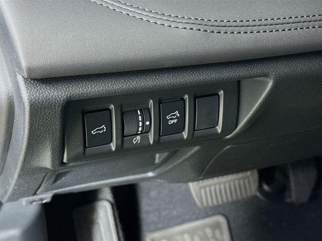 used 2025 Subaru Outback car, priced at $35,000