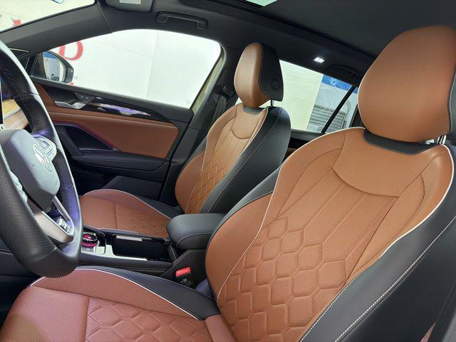 used 2025 Volkswagen Tiguan car, priced at $38,250