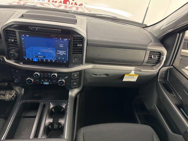 new 2025 Ford F-150 car, priced at $51,913