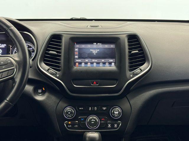 used 2019 Jeep Cherokee car, priced at $13,997