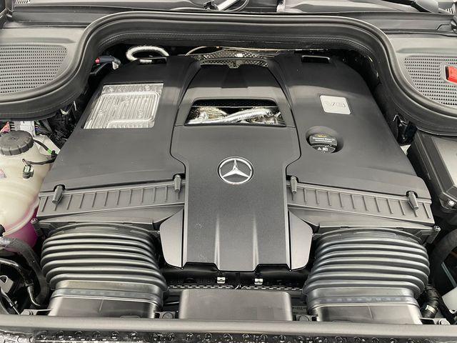 new 2026 Mercedes-Benz GLS 580 car, priced at $124,905