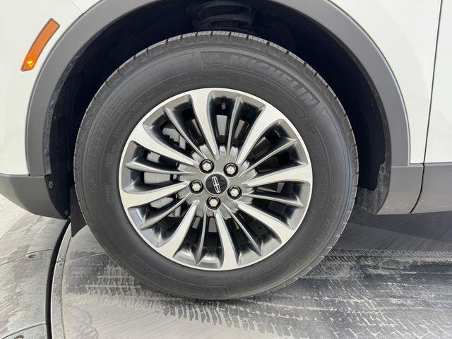 used 2023 Lincoln Nautilus car, priced at $33,420